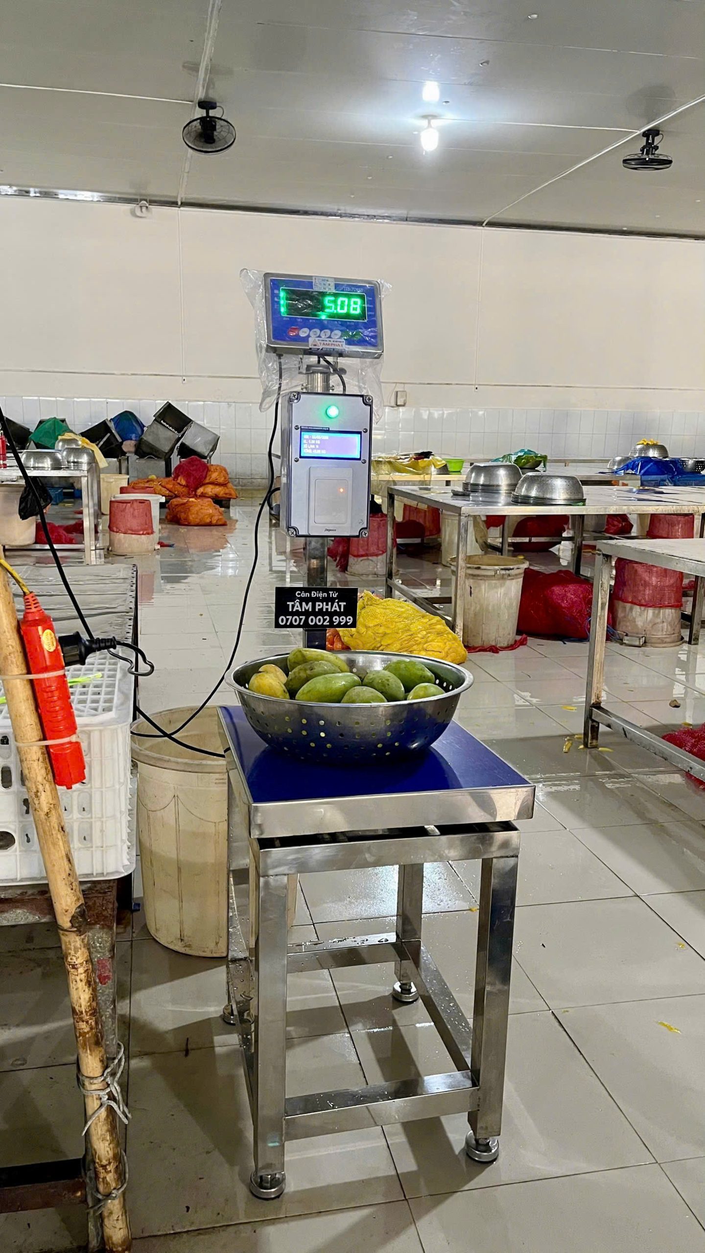 khung cân thiết kế cứng cáp