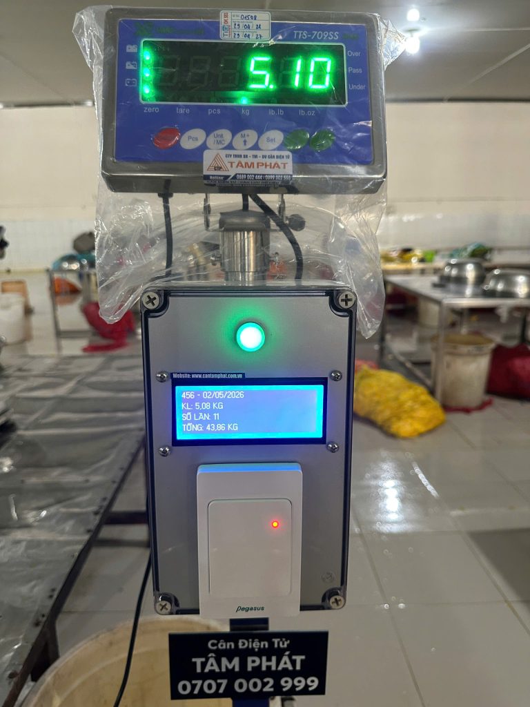giao diện thẻ từ lưu dữ liệu